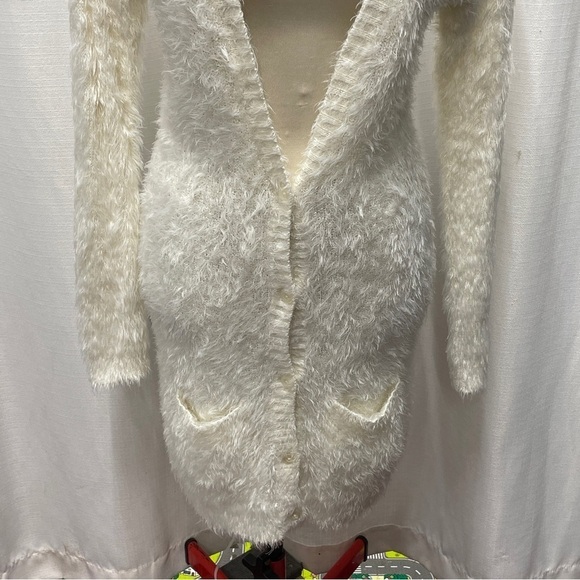 American Eagle Light Ivory Cream Soft Fuzzy Cardigan Long Sweater Pockets - Picture 6 of 12